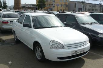 2010 Lada Priora Sedan Photos