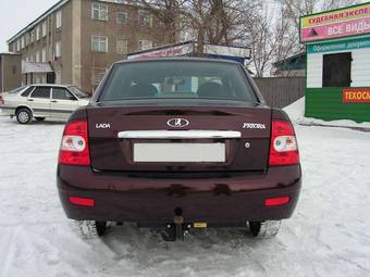 2011 Lada Priora Sedan Photos