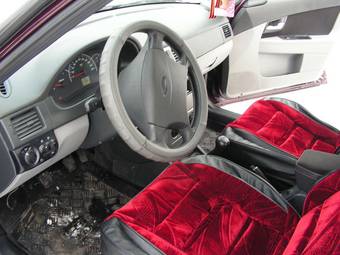 2011 Lada Priora Sedan Images