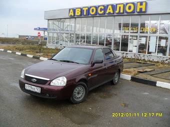 2011 Lada Priora Sedan Images