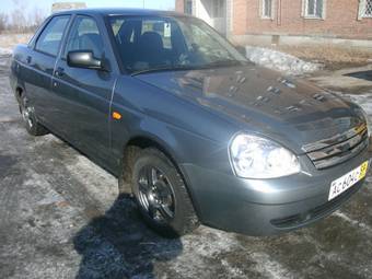 2011 Lada Priora Sedan Photos