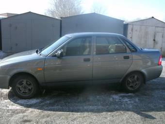 2011 Lada Priora Sedan Pictures