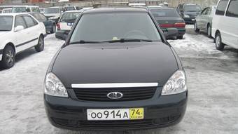 2011 Lada Priora Sedan Images