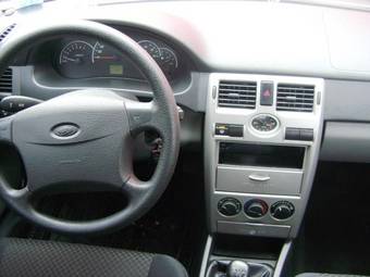 2011 Lada Priora Sedan Images