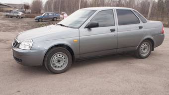 2011 Lada Priora Sedan Pictures