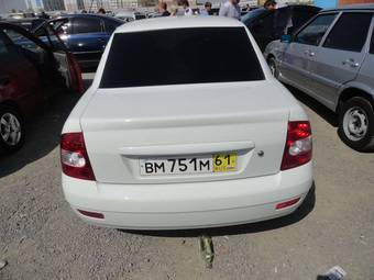 2011 Lada Priora Sedan Pictures