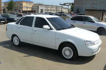 2011 Lada Priora Sedan Photos