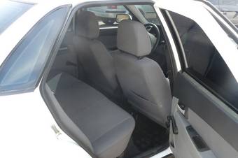 2011 Lada Priora Sedan Images
