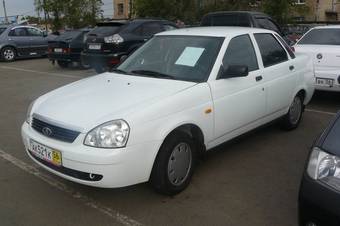 2011 Lada Priora Sedan Photos