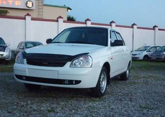 2011 Lada Priora Sedan Images