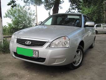 2011 Lada Priora Sedan Pictures