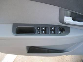 2011 Lada Priora Sedan Pics