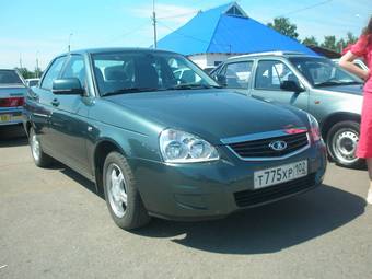 2011 Lada Priora Sedan Pictures