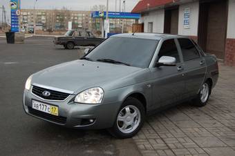 2012 Lada Priora Sedan Pictures