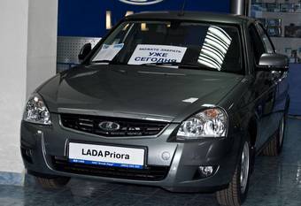 2012 Lada Priora Sedan Photos