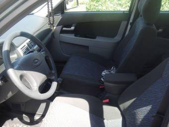 2009 Lada Priora Wagon Pictures