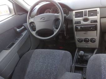 2010 Lada Priora Wagon Pictures