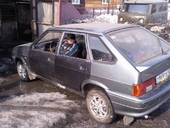 2008 Lada Samara Hatchback Pictures