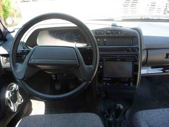 2008 Lada Samara Hatchback Pictures