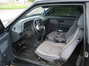2008 Lada Samara Hatchback Pictures