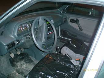 2010 Lada Samara Hatchback Pictures