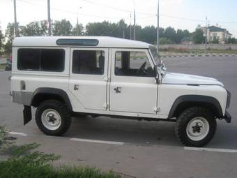 1986 Land Rover Defender Photos