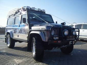 2007 Land Rover Defender Pictures