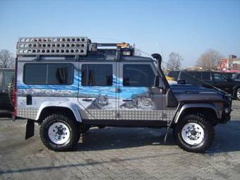 2007 Land Rover Defender Photos