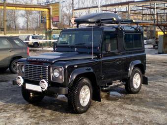 2007 Land Rover Defender Photos