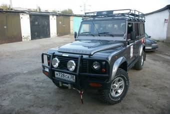 2008 Land Rover Defender Pictures