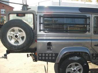 2008 Land Rover Defender Pictures
