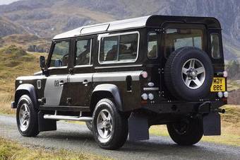 2008 Land Rover Defender Pictures
