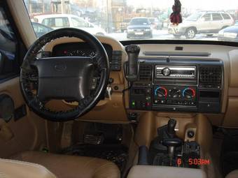 1995 Land Rover Discovery Pictures