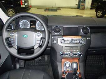 2011 Land Rover Discovery Photos