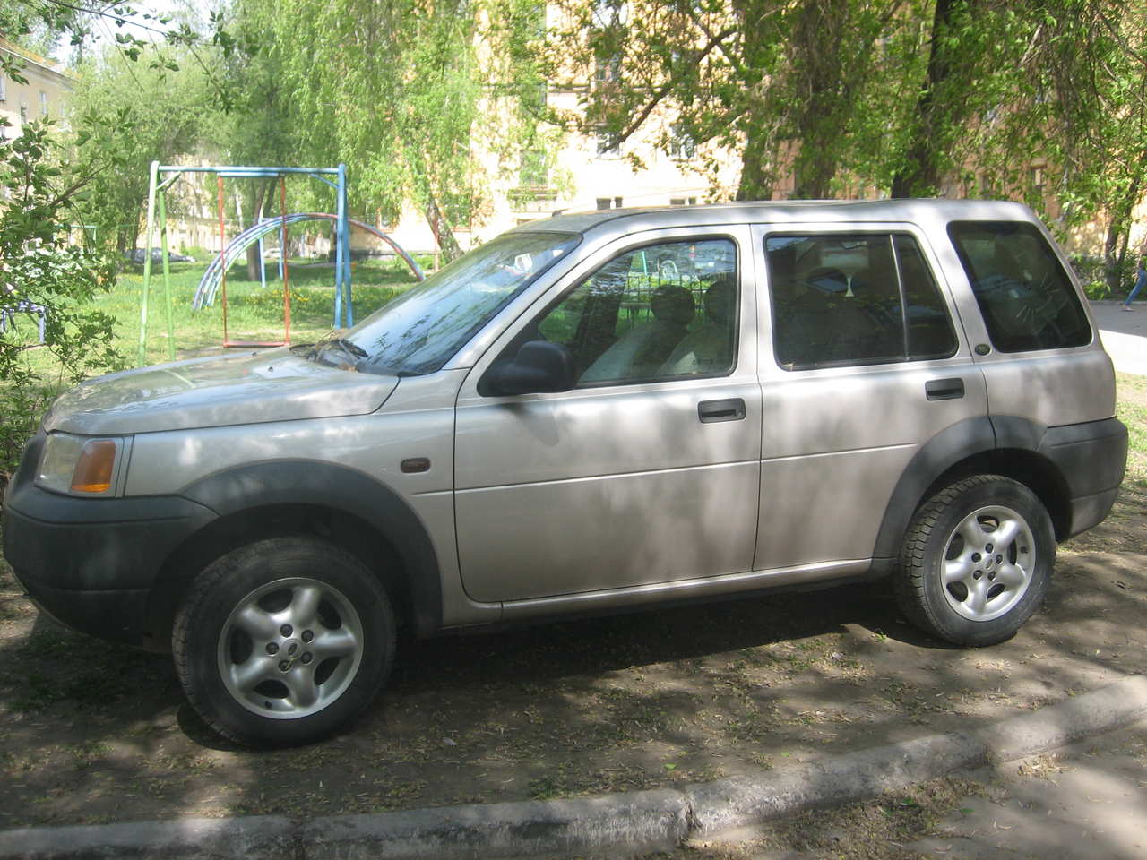 2000 LAND Rover Freelander specs, Engine size 1.8l., Fuel