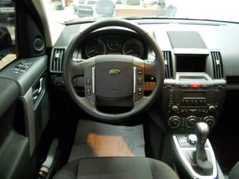 2010 Land Rover Freelander Photos