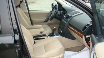 2010 Land Rover Freelander Wallpapers