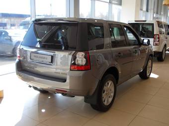 2011 Land Rover Freelander Photos