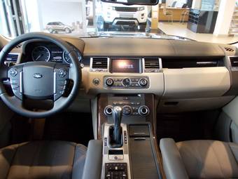 2011 Land Rover Range Rover Sport Wallpapers