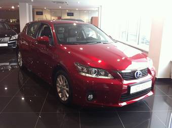 2011 Lexus CT200H Pictures