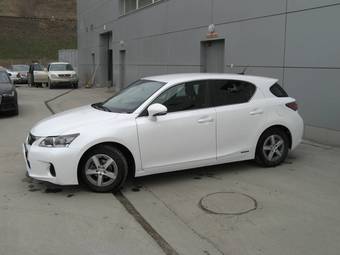 2011 Lexus CT200H Pictures