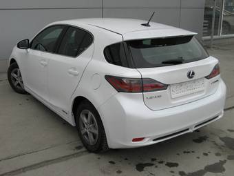 2011 Lexus CT200H Pictures