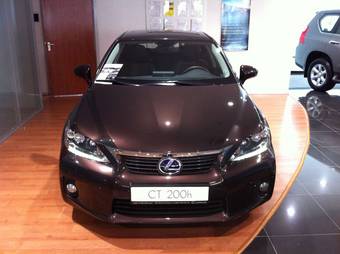 2012 Lexus CT200H Pictures