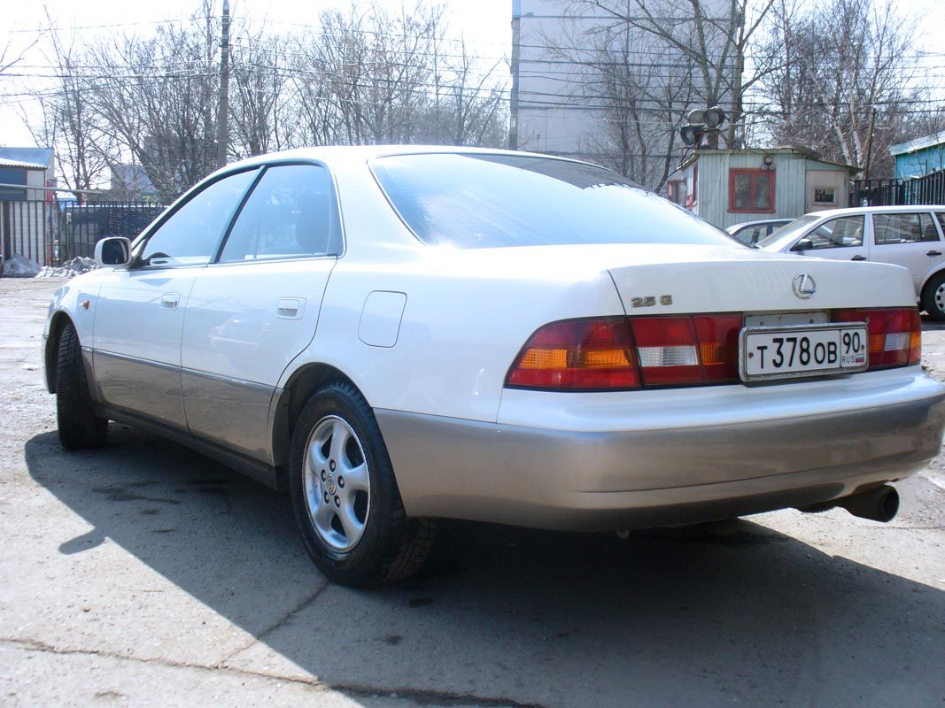 1997 Lexus ES300