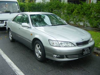 2000 Lexus ES300