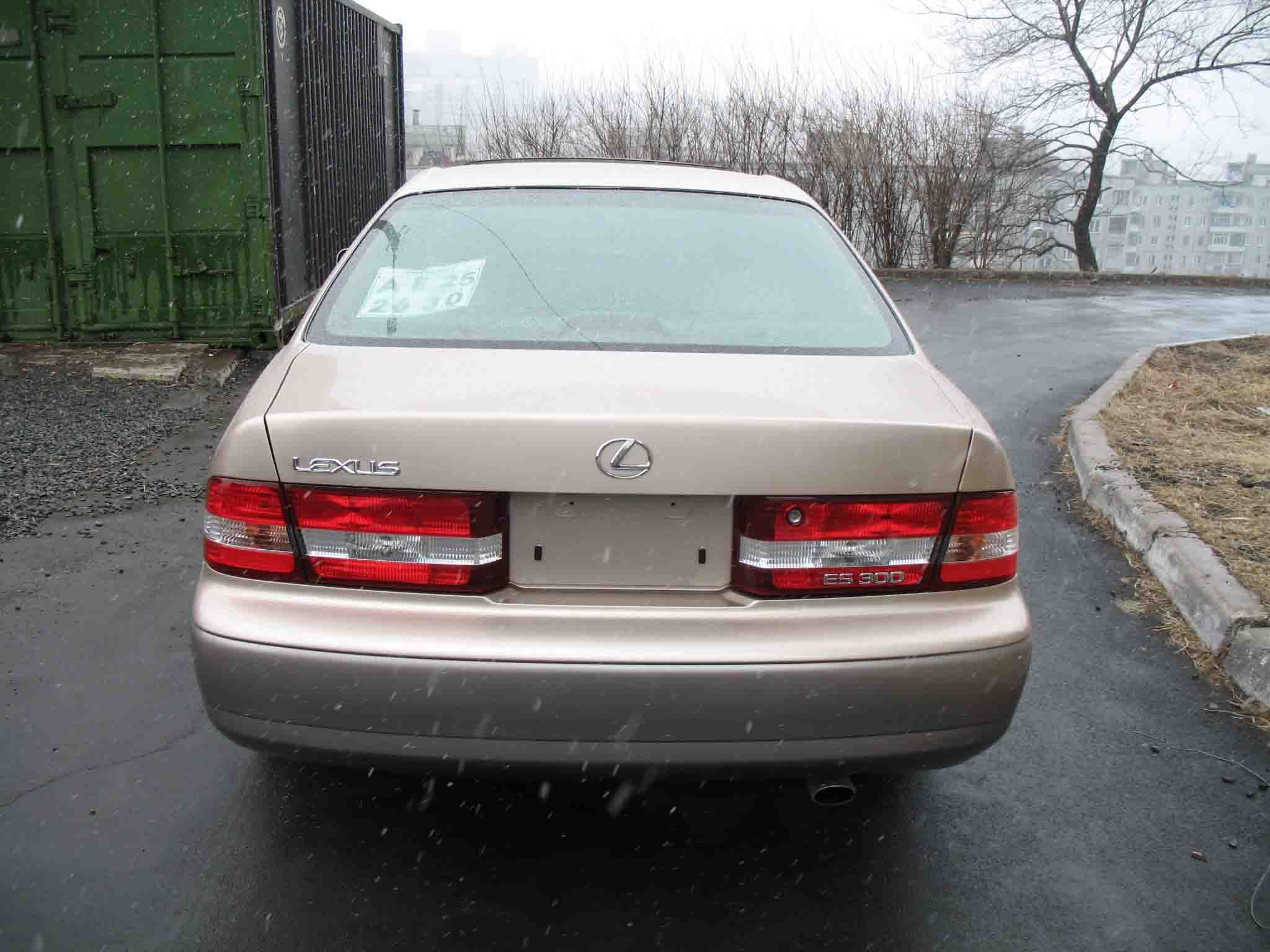 2000 Lexus ES300