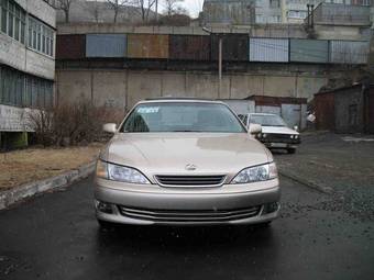 2000 Lexus ES300