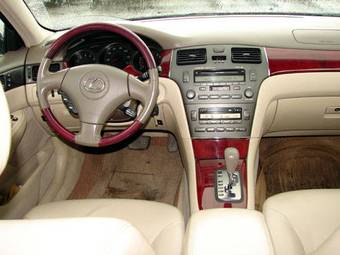 2002 Lexus ES300 Pictures