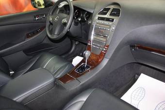 2010 Lexus ES350 Images