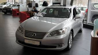 2010 Lexus ES350 Photos